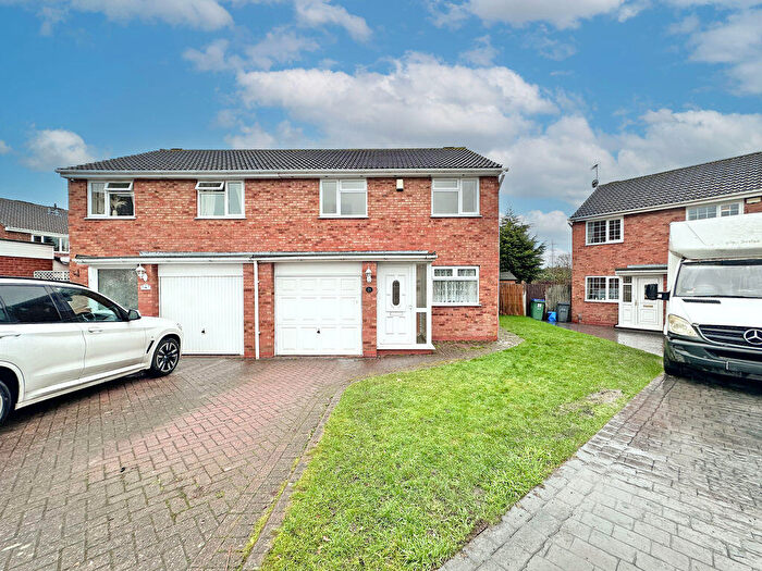 3 Bedroom Semi Detached House For Sale In William Kerr Road, Tipton, DY4