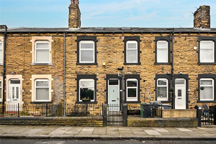 2 Bedroom Terraced House To Rent In Cardigan Avenue, Morley, Leeds, West Yorkshire, LS27