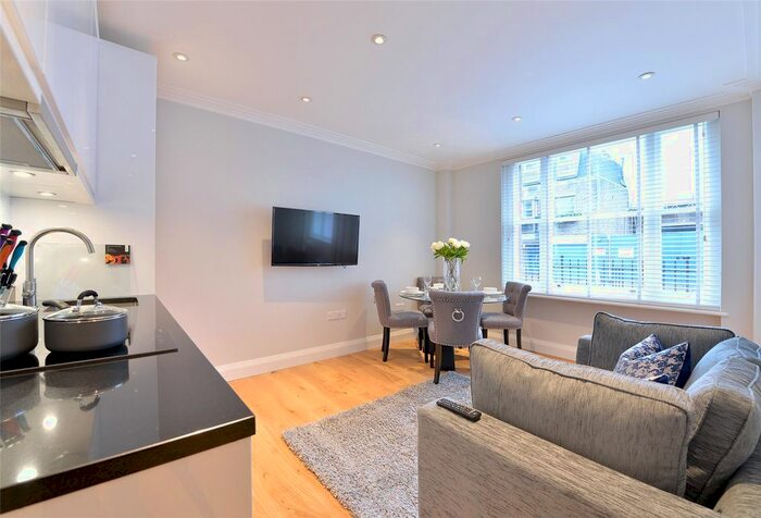1 Bedroom Flat To Rent In Hill Street, Mayfair, London, W1J