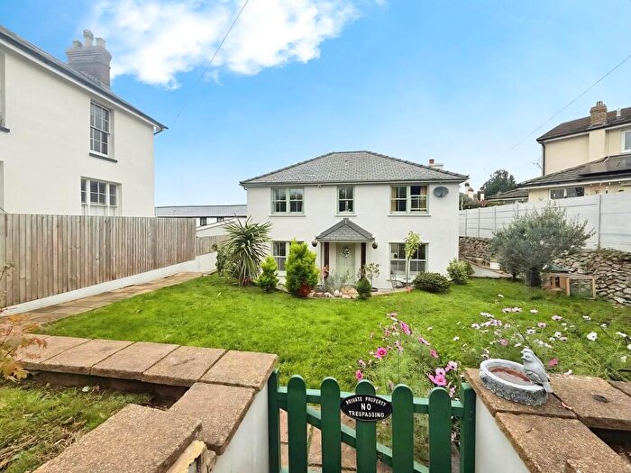 4 Bedroom Detached House For Sale In Station Road, Abergavenny, NP7