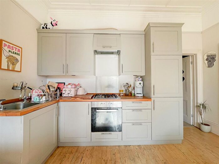 1 Bedroom Flat To Rent In St Helens Road, Hastings, TN34