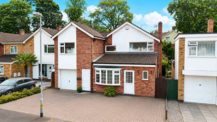 5 Bedroom Detached House For Sale In The Morwoods, Oadby, LE2