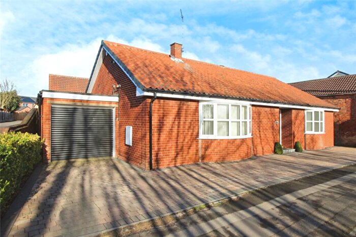 3 Bedroom Bungalow For Sale In South End, Thorne, Doncaster, South Yorkshire, DN8