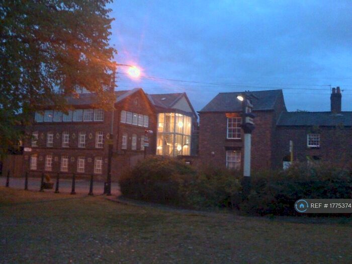 2 Bedroom Flat To Rent In Brewery Gardens, Liverpool, L25