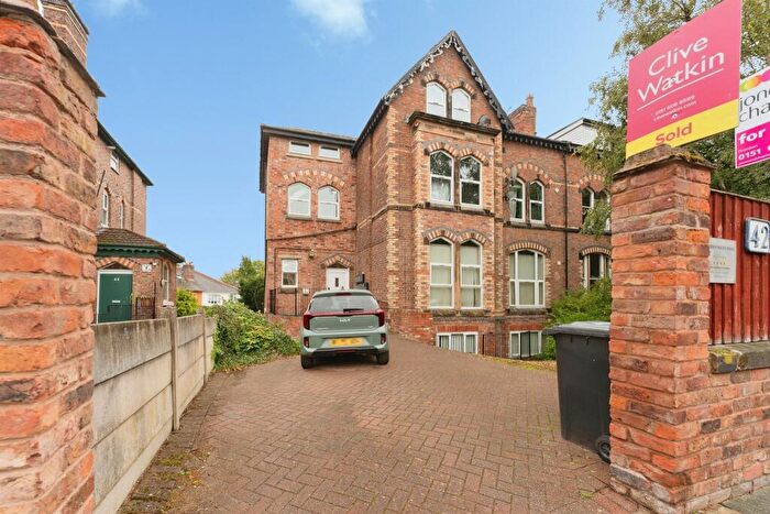1 Bedroom Flat For Sale In Shrewsbury Road, Oxton, Prenton, CH43