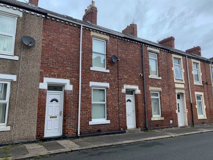 2 Bedroom Property To Rent In Goschen Street, Blyth, NE24