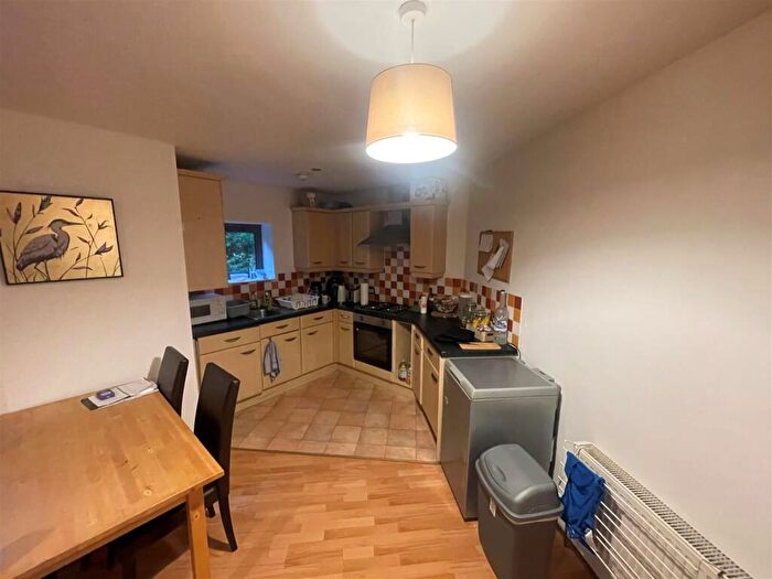 2 Bedroom Flat To Rent In Bournbrook Court, Bristol Road, Edgbaston, Birmingham, B5