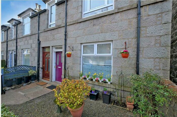 1 Bedroom Flat To Rent In North Deeside Road, Peterculter, AB14