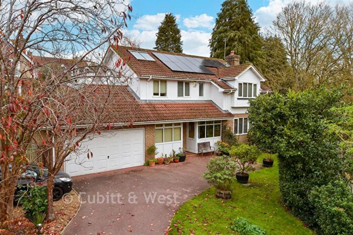 4 Bedroom Detached House For Sale In Winterbourne Mews, Lewes, East Sussex, BN7