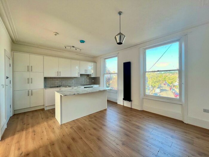 1 Bedroom Flat To Rent In Corinne Road, Tufnell Park, N19