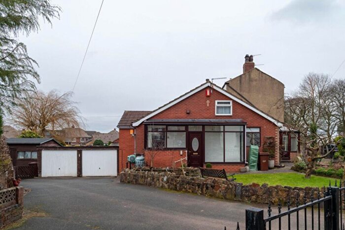 2 Bedroom Bungalow For Sale In Whitehall Road, Drighlington, BD11