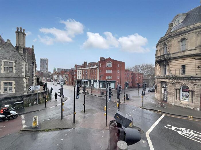 1 Bedroom Apartment For Sale In West Street, St. Philips, Bristol, BS2