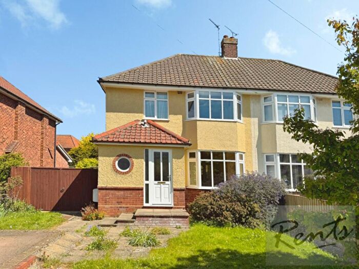 3 Bedroom Semi Detached House To Rent In Digby Road, Broke Hall, Ipswich, IP4