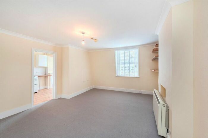 Studio To Rent In Cranley Gardens, South Kensington, London, SW7
