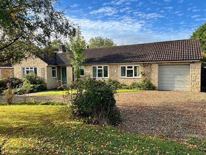 3 Bedroom Detached Bungalow For Sale In Queen Street, Tintinhull, Yeovil, BA22