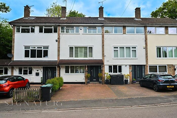 4 Bedroom Town House To Rent In St. Lawrence Close, Abbots Langley, WD5