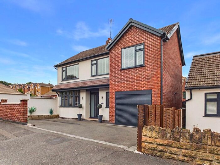 4 Bedroom Detached House For Sale In Southcliffe Road, Carlton, Nottingham, NG4