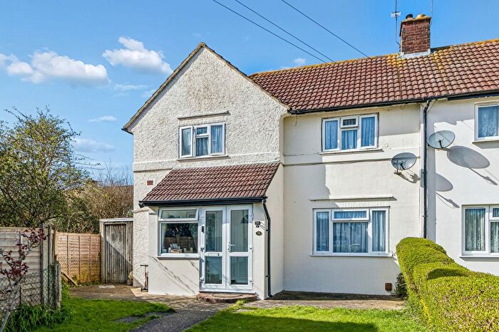 4 Bedroom Semi Detached House For Sale In Nicholas Close, Watford, WD24