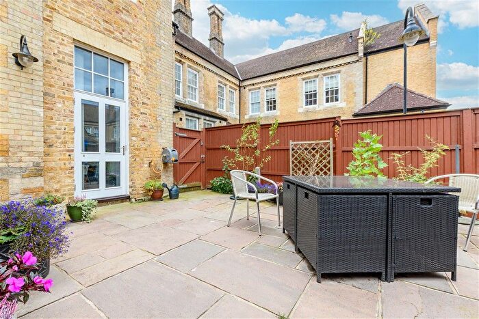 2 Bedroom Terraced House For Sale In Chapel Drive, Dartford, Kent, DA2