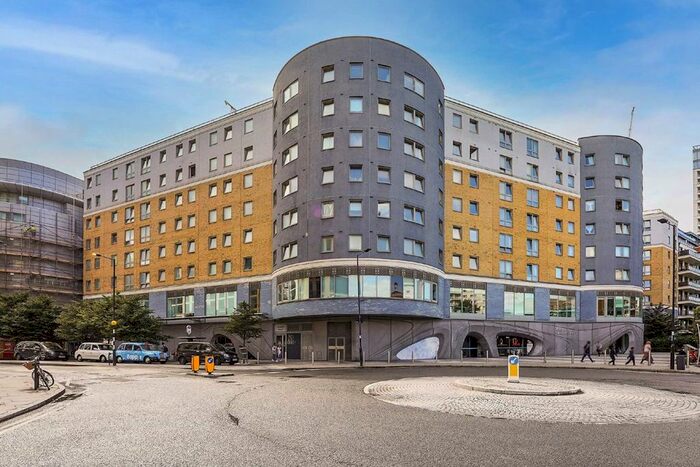 2 Bedroom Flat To Rent In Station Court, Townmead Road, London, SW6