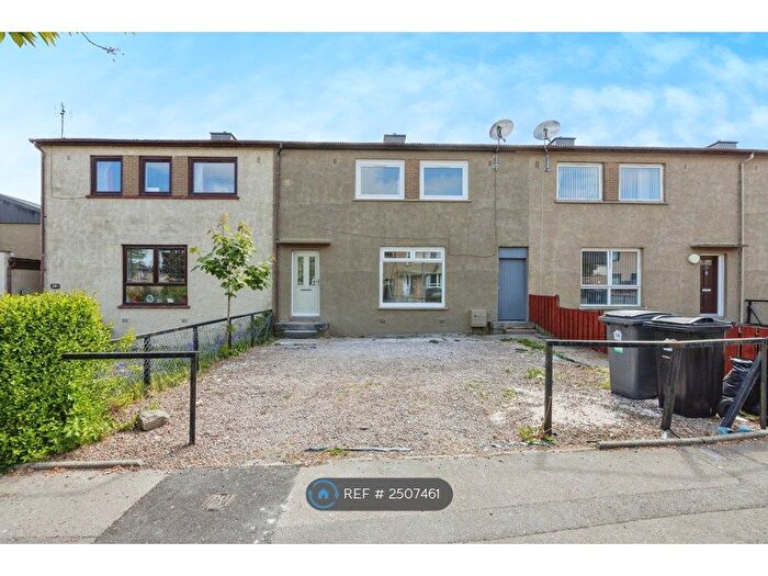 3 Bedroom Terraced House To Rent In Marchburn Avenue, Aberdeen, AB16