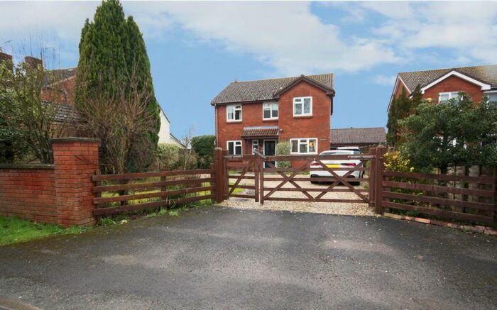 4 Bedroom Detached House To Rent In Greenaways, New Road, Purton, SN5
