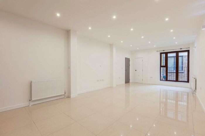 1 Bedroom Flat To Rent In Old Street, Shoreditch, London, EC1V