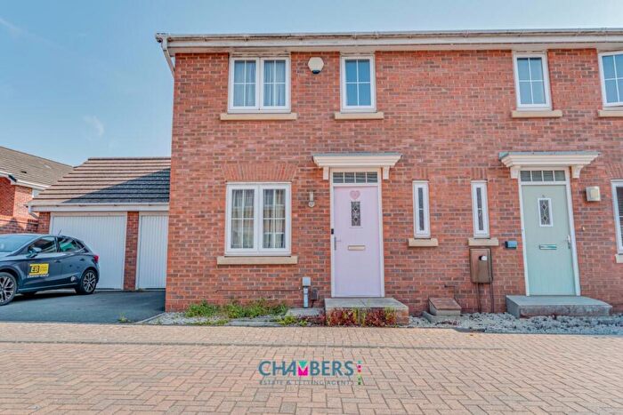 3 Bedroom End Of Terrace House For Sale In Yorkswood Road, Shard End, Birmingham, B34