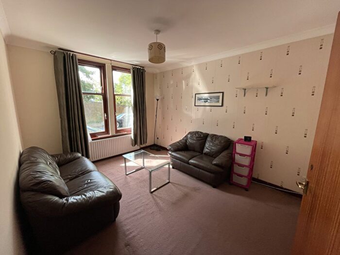 2 Bedroom Flat To Rent In Annfield Street, Dundee, DD1