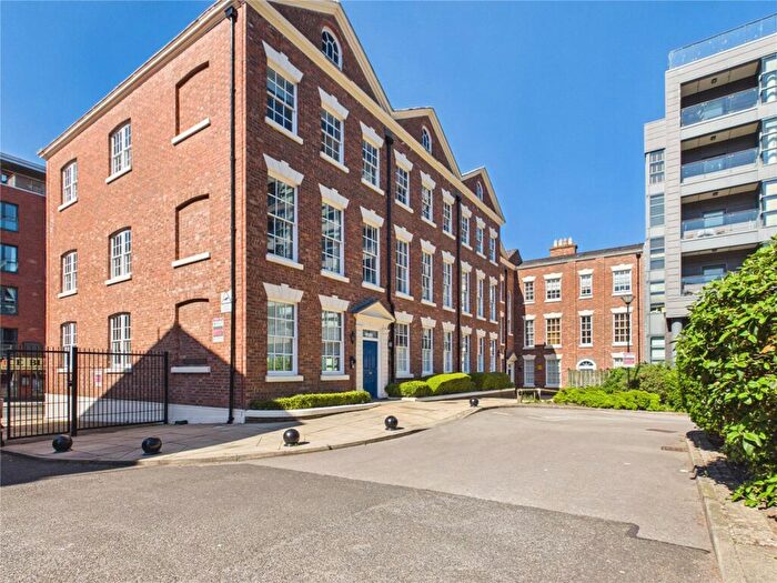 2 Bedroom Apartment For Sale In Dukes Terrace, Liverpool, Merseyside, L1