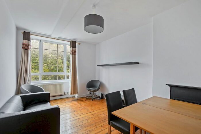 1 Bedroom Flat To Rent In Tabard Street, London, SE1