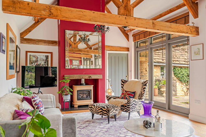 6 Bedroom Barn Conversion For Sale In Lanhill, Chippenham, SN14