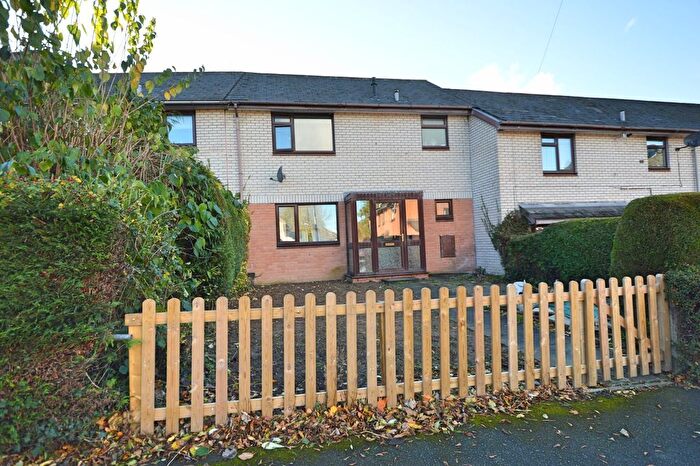 3 Bedroom Terraced House For Sale In Lon Dolafon, Newtown, Powys, SY16