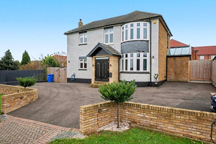 4 Bedroom Detached House For Sale In High Street, Newington, Sittingbourne, Kent, ME9