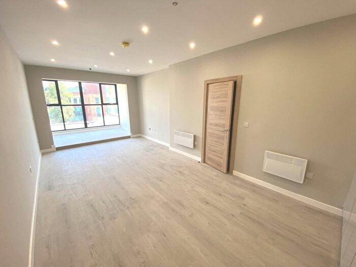 1 Bedroom Flat To Rent In Stirling Way, Borehamwood, WD6