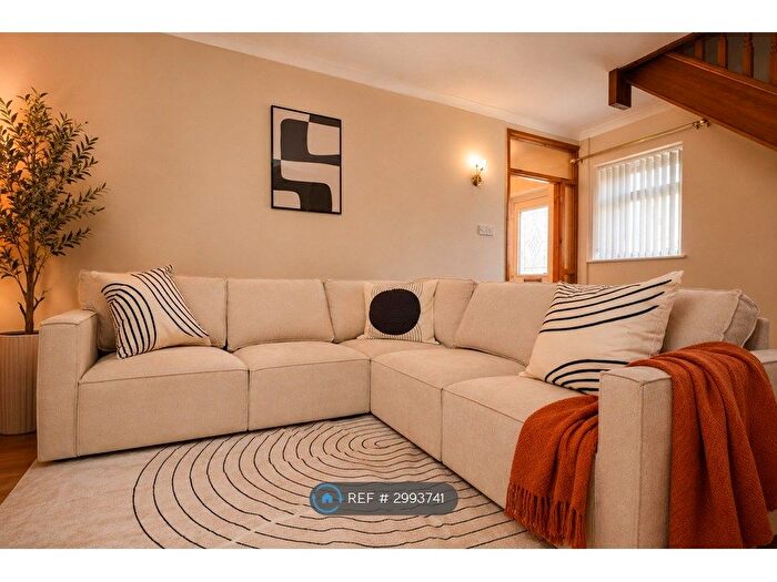 5 Bedroom Terraced House To Rent In Wellington Road, Bridgwater, TA6