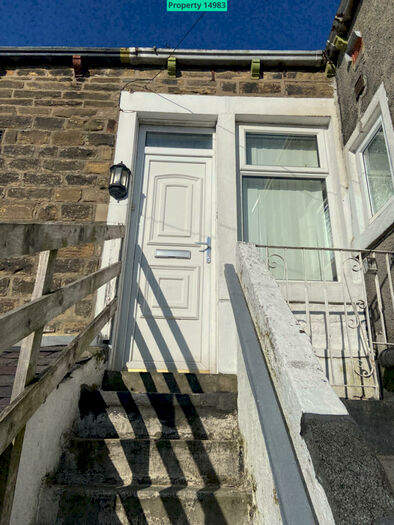 1 Bedroom Flat To Rent In Oak Street, Colne, BB8