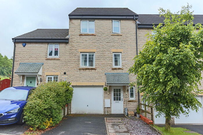 3 Bedroom Terraced House For Sale In Langwood Gardens, Haslingden, Rossendale, BB4
