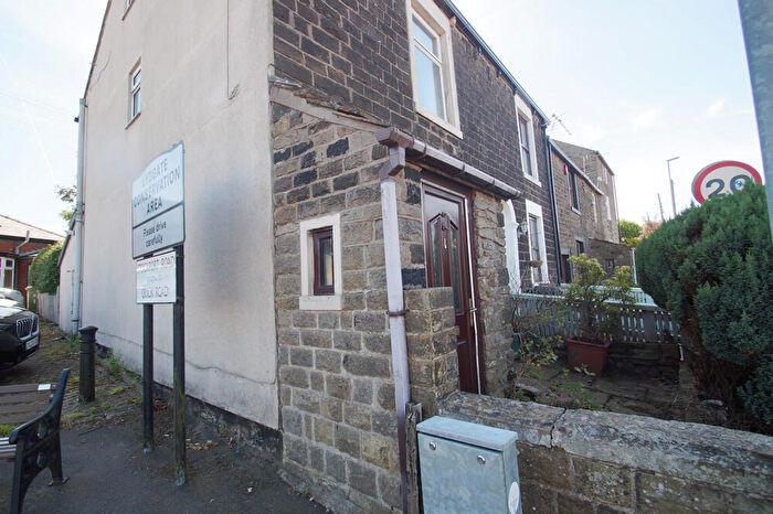 2 Bedroom End Of Terrace House For Sale In Stockport Road Lydgate, OL4