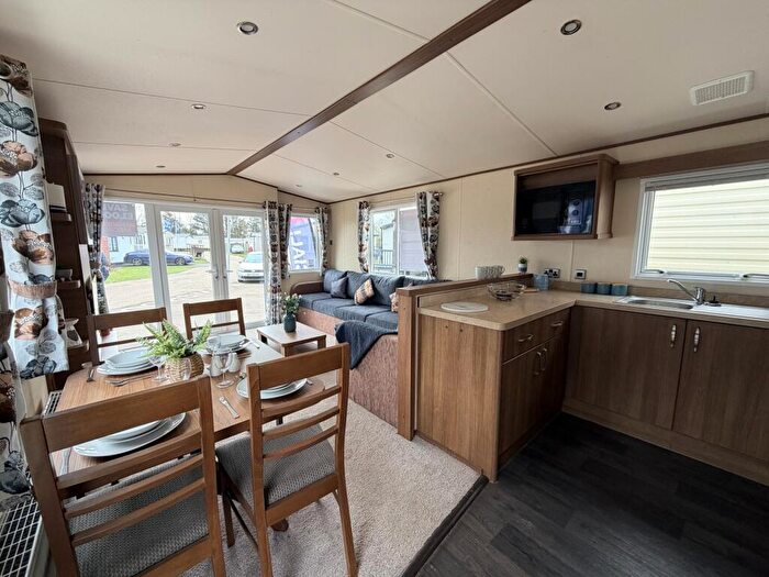 2 Bedroom Caravan For Sale In Two Bed Abi Ashcroft, Broadland Sands Holiday Park, Coast Road, Lowestoft, Suffolk, NR32
