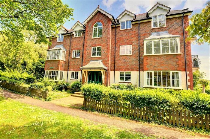 1 Bedroom Apartment To Rent In Maidenhead Road, Cookham, SL6