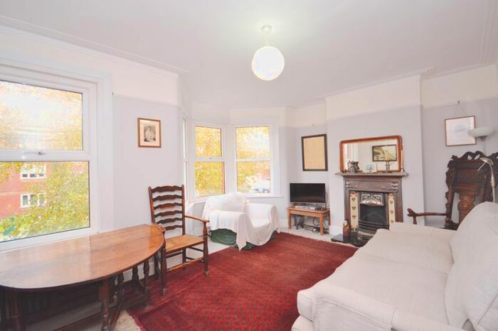 1 Bedroom Flat To Rent In Longfellow Road, London, E17