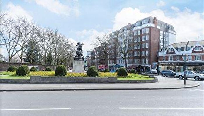 1 Bedroom Flat To Rent In Park Road London, NW8