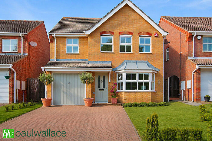 4 Bedroom Detached House For Sale In Bloomfield Road, West Cheshunt, EN7