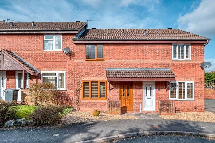 2 Bedroom Terraced House To Rent In Perryfields Close, Redditch, Worcestershire, B98