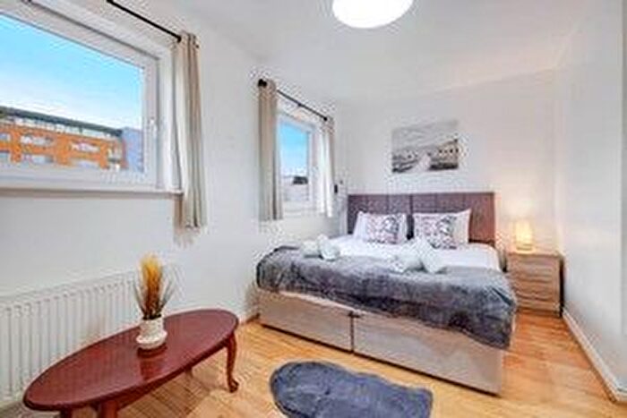 4 Bedroom Detached House To Rent In Miles Drive, London, SE28