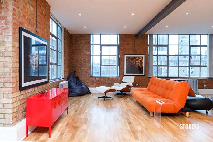 1 Bedroom Apartment To Rent In Shepherdess Place, Old Street, London, N1