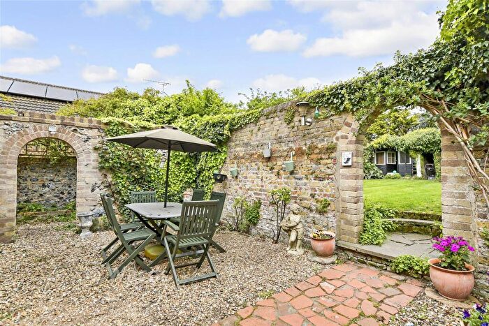 3 Bedroom Detached House For Sale In West Dumpton Lane, Ramsgate, Kent, CT11