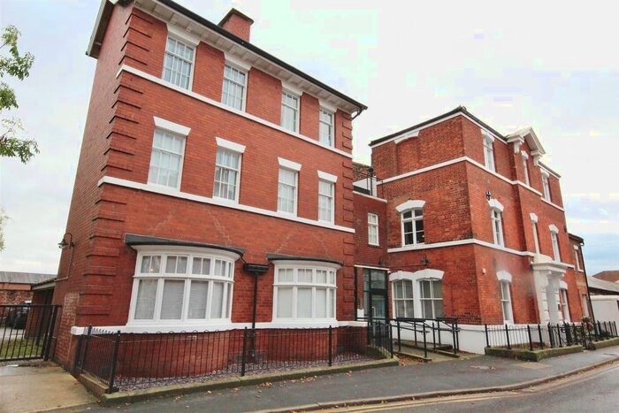 2 Bedroom Flat To Rent In New Lane, Selby, YO8