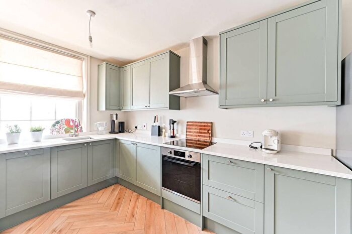 1 Bedroom Flat To Rent In St Georges Drive, Pimlico, London, SW1V